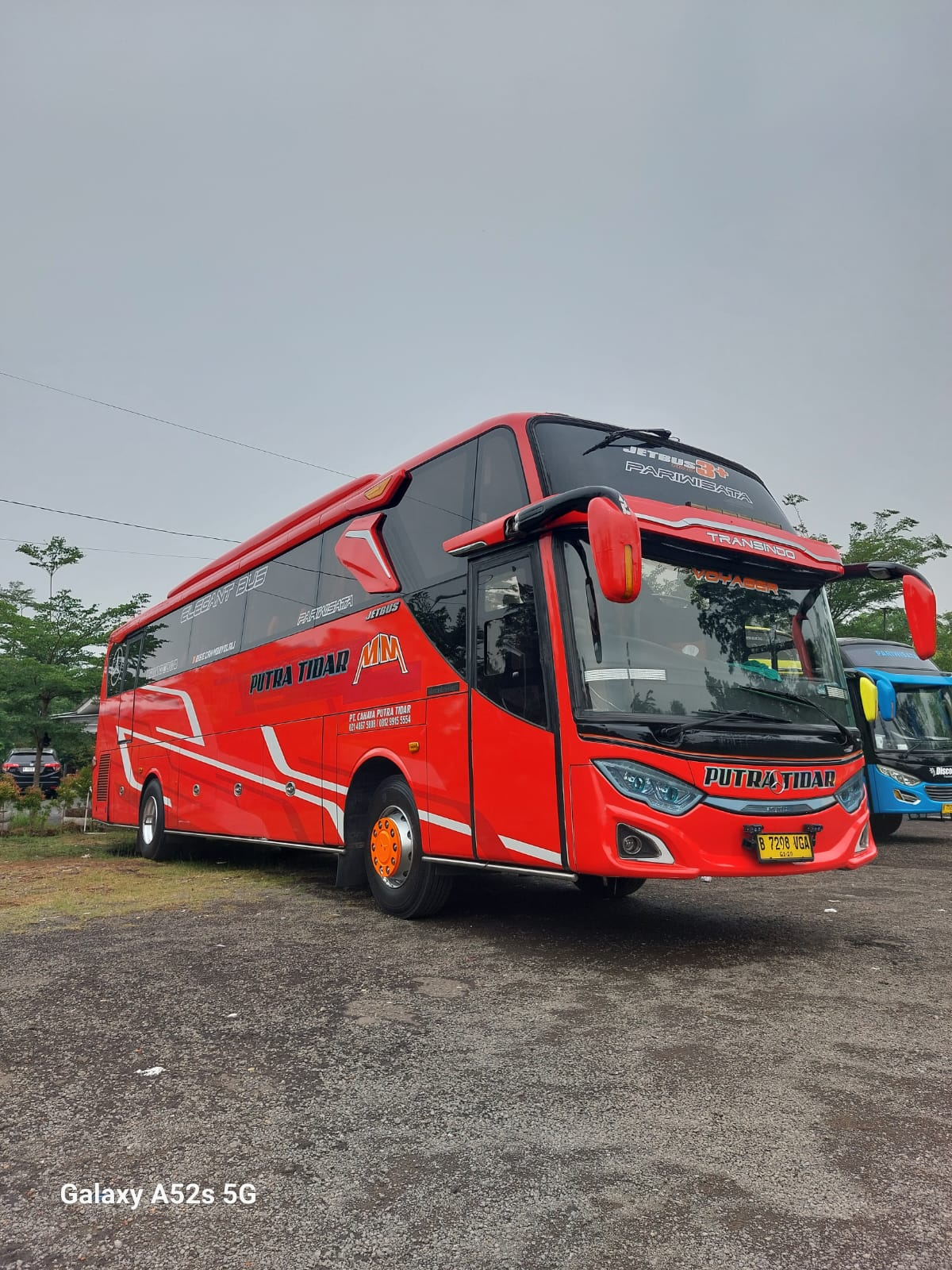 Bus Pariwisata